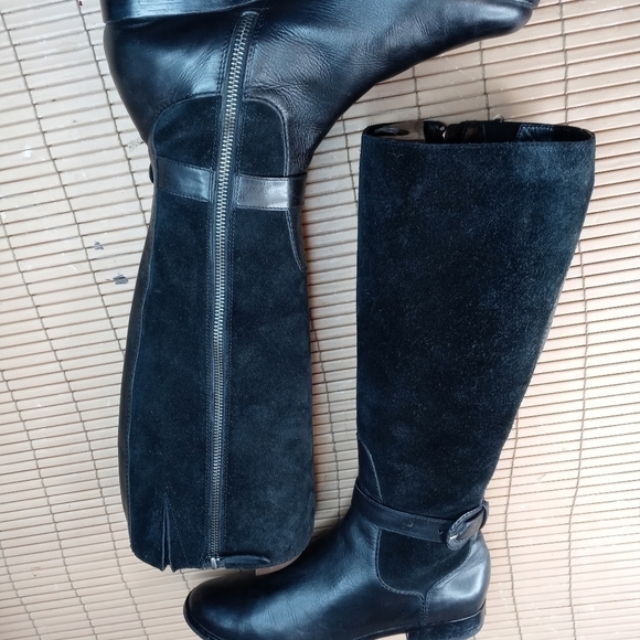 Cole Haan NkeAir women's riding boots. Black leather and suede 16" tall side zip - Picture 9 of 11